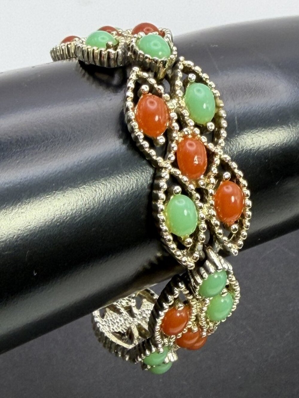 Vintage Sarah Coventry Acapulco Bracelet Red Green Cabochon 7”